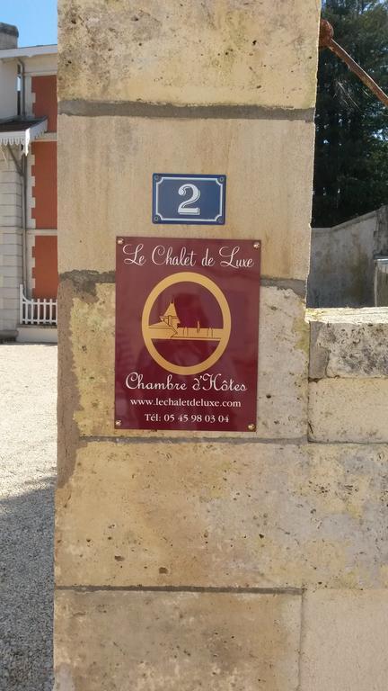Le Chalet De Luxe Panzió Saint-Séverin Kültér fotó