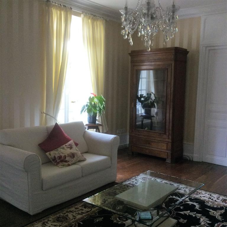 Le Chalet De Luxe Panzió Saint-Séverin Kültér fotó